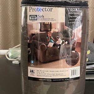 Sofa protector for dogs, sage brown. 110 x 75.5